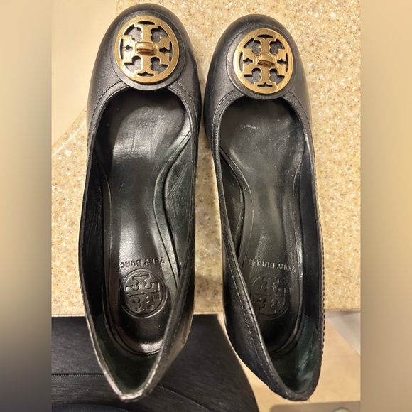 Tory Burch Pumps - Picture 1 of 7